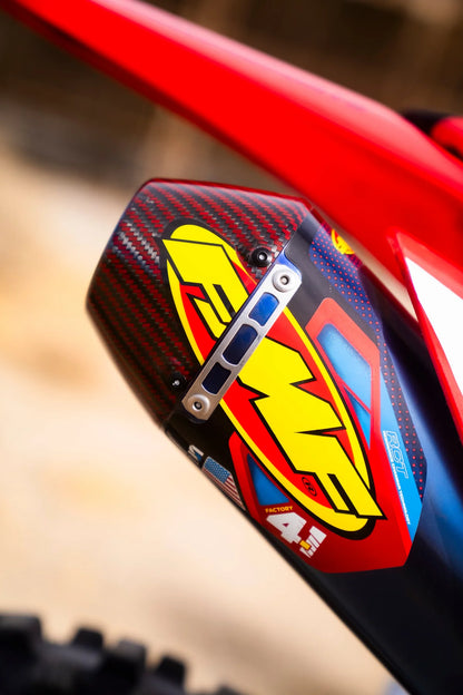 FMF FACTORY RCT 4.1 RED CARBON REPLACEMENT END CAP KIT