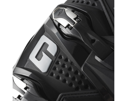 GAERNE SG-12 BLACK BOOTS