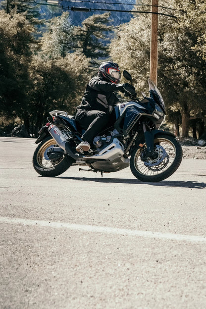 YOSHIMURA HONDA CRF1100L AFRICA TWIN 20-24 RS-12 STAINLESS STEEL SLIP-ON WITH CARBON END CAP