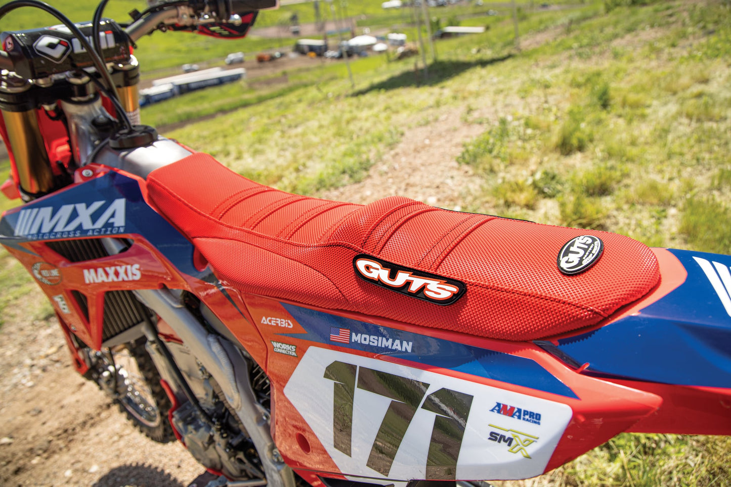 GUTS RACING SEAT FOAM BUMP – Moto House