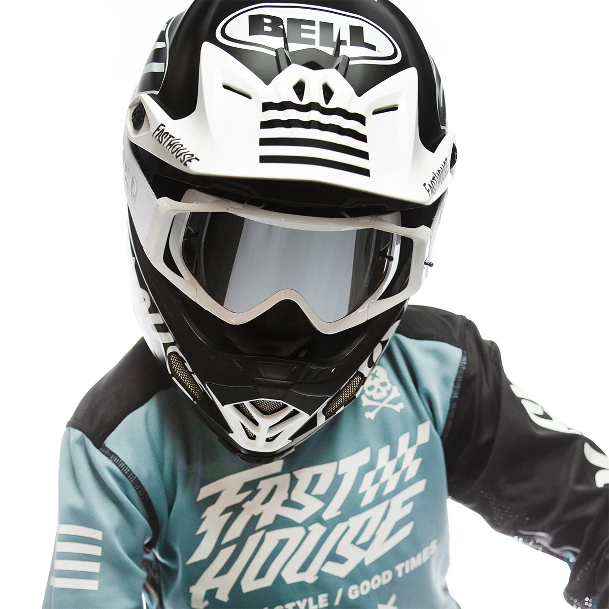 BELL 2024 MOTO-9 MIPS YOUTH FASTHOUSE FLYING COLOURS MATTE BLACK/WHITE HELMET
