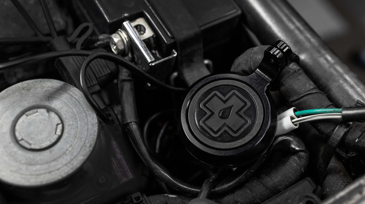 MUC-OFF MOTORCYCLE SECURE AIRTAG HOLDER