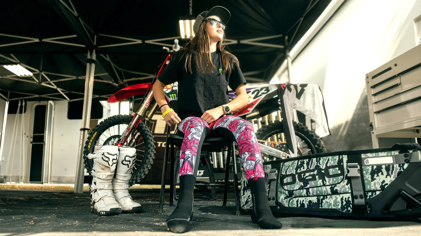 EVS FUSION HANNYA KNEE BRACE SOCKS